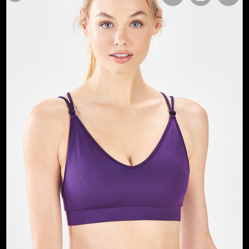 Fabletics Dara Sports Bra NWT size XS purple
